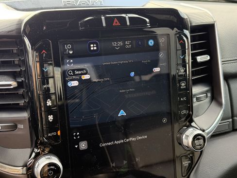 Used 2024 RAM 1500 Laramie image 19