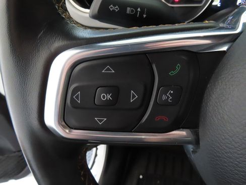 Used 2023 Jeep Wrangler Unlimited Sahara AWD/4WD image 13