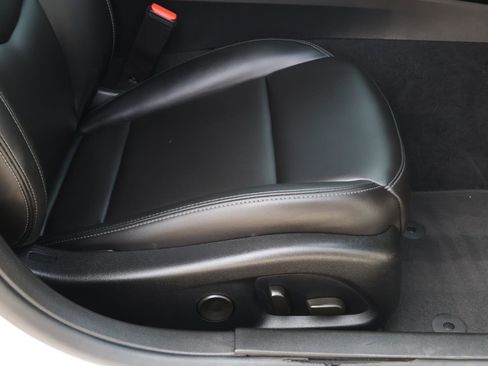 Certified 2022 Cadillac CT5 Luxury w/ Sun And Sound Package image 23