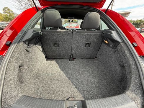 Used 2012 Volkswagen Beetle 2.5 FWD image 9