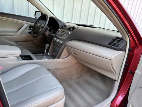 Used 2007 Toyota Camry LE image 10