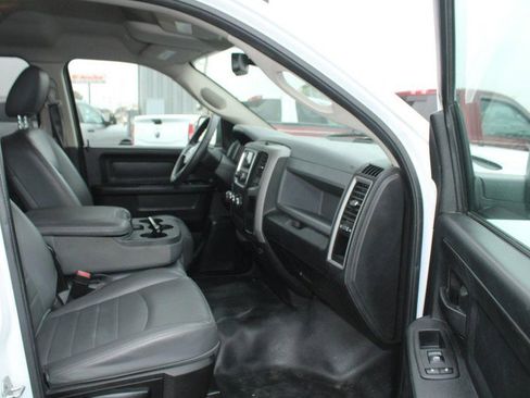 Used 2019 RAM 1500 Tradesman image 11