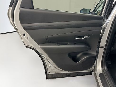 Used 2025 Hyundai Tucson SEL AWD/4WD image 27