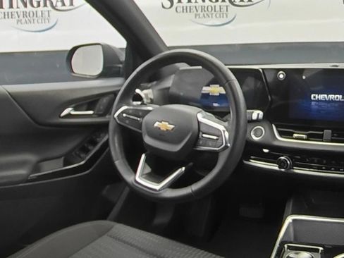 Used 2026 Chevrolet Equinox LT FWD image 16