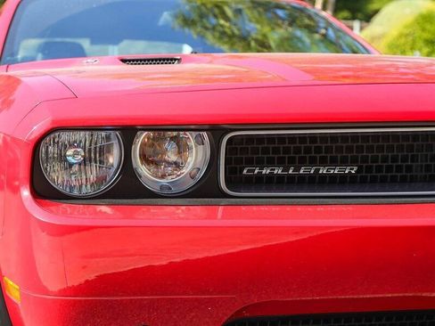 Used 2012 Dodge Challenger R/T Plus image 10