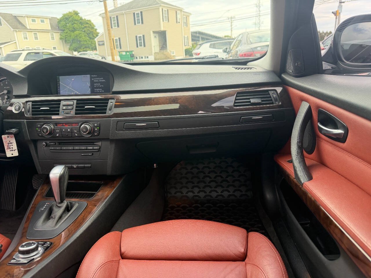 Used 2011 BMW 335i xDrive Sedan AWD/4WD image 24