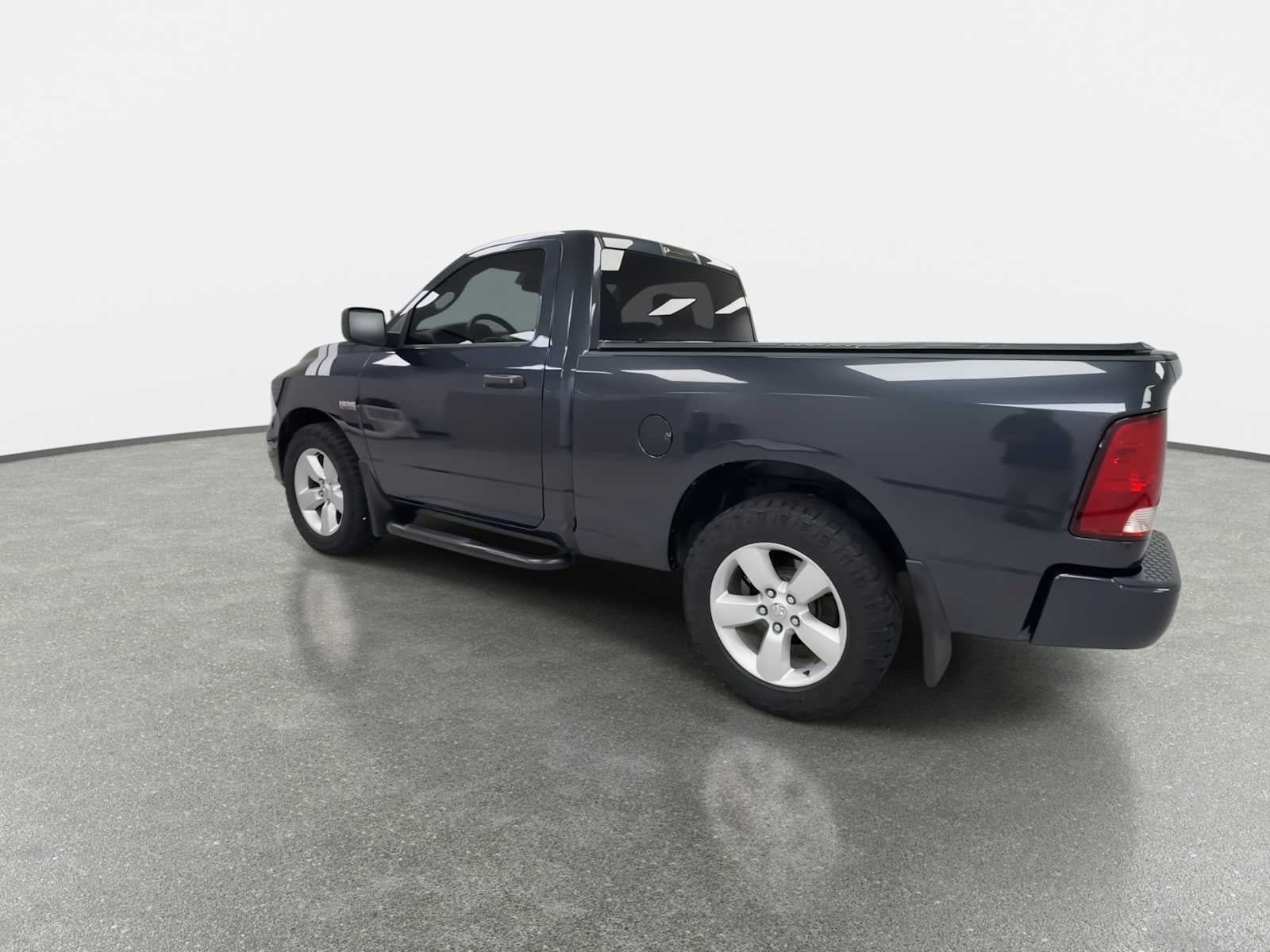 Used 2013 RAM 1500 Express RWD image 6
