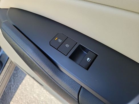 New 2026 Kia Sportage EX FWD image 11