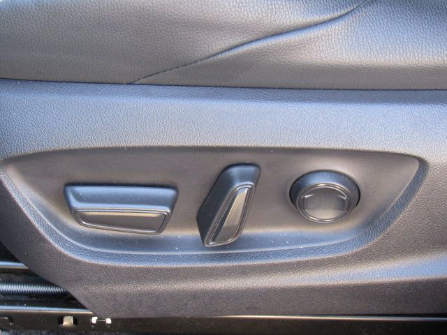 Used 2023 Subaru Solterra AWD image 14