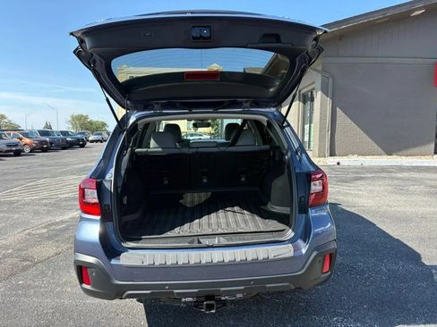 Used 2018 Subaru Outback 2.5i Limited AWD/4WD image 10