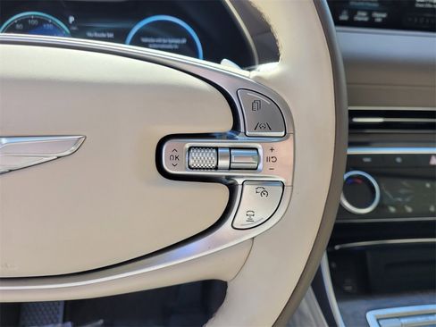 Used 2023 Genesis GV80 3.5T w/ Prestige Matte Package image 33