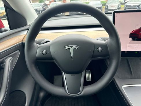 Used 2022 Tesla Model Y Performance AWD/4WD image 15