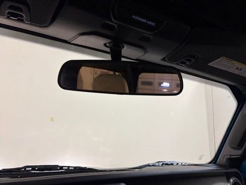 Used 2019 Jeep Wrangler Sport image 22