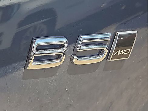 New 2026 Volvo XC90 B5 Core image 13