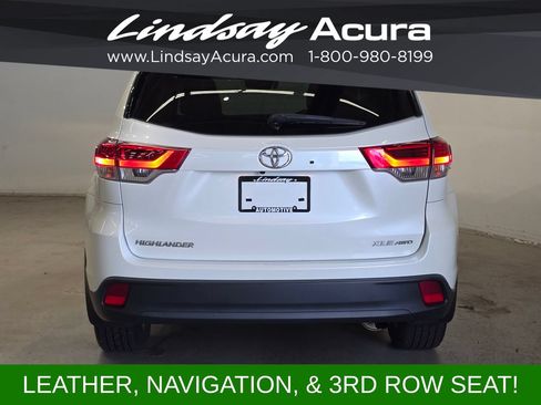 Used 2019 Toyota Highlander XLE AWD/4WD image 6