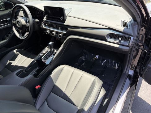 Used 2025 Acura Integra A-Spec FWD image 13