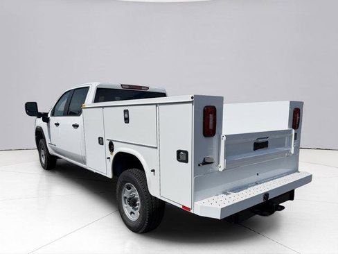 Used 2026 GMC Sierra 2500 Pro w/ Convenience Package AWD/4WD image 6