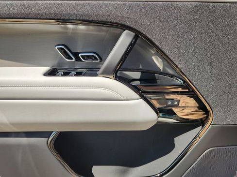 New 2026 Land Rover Range Rover Sport SE image 16