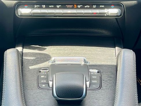 Certified 2024 Mercedes-Benz GLE 450 4MATIC image 29