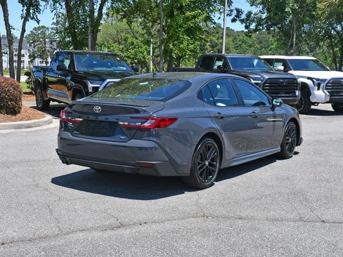 Certified 2026 Toyota Camry SE FWD image 4