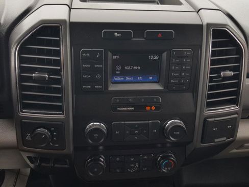 Used 2019 Ford F250 XLT AWD/4WD image 13