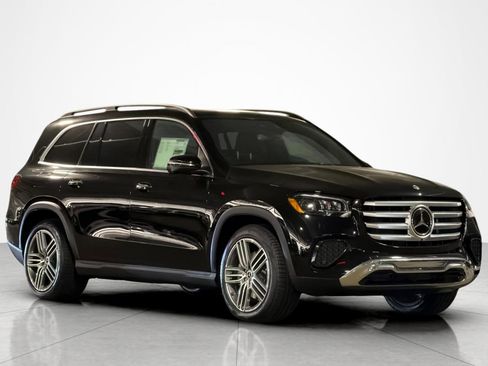 New 2026 Mercedes-Benz GLS 450 4MATIC image 7