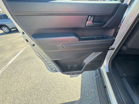 Used 2024 Toyota Tacoma SR image 21