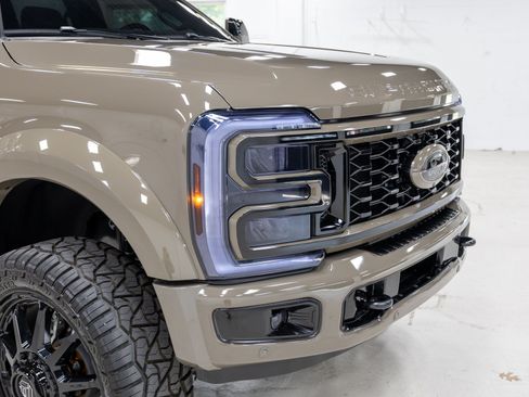 Used 2026 Ford F450 King Ranch w/ Chrome Package AWD/4WD image 25