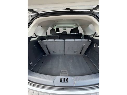 Used 2025 Ford Explorer Active AWD/4WD image 13