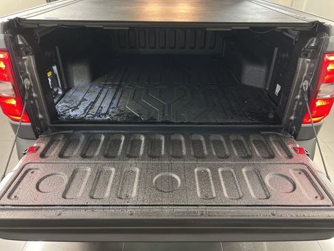 New 2026 Ford Maverick Lariat w/ Black Appearance Package image 35