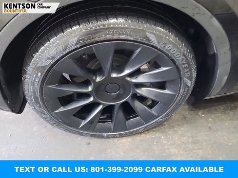 Used 2023 Tesla Model Y Long Range AWD/4WD image 2