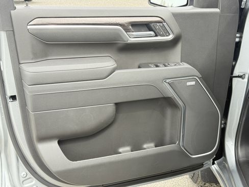 New 2026 Chevrolet Silverado 1500 LTZ w/ LTZ Premium Package AWD/4WD image 9
