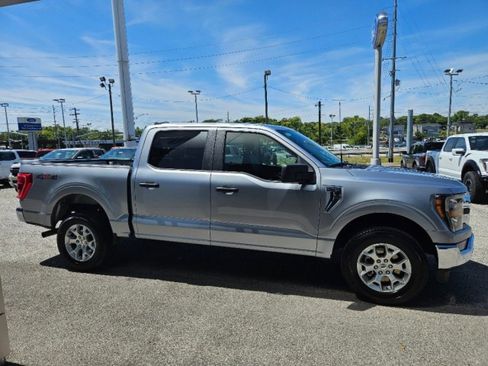 Used 2023 Ford F150 XLT image 6