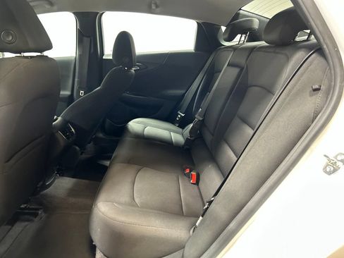 Used 2020 Chevrolet Malibu LT FWD image 15