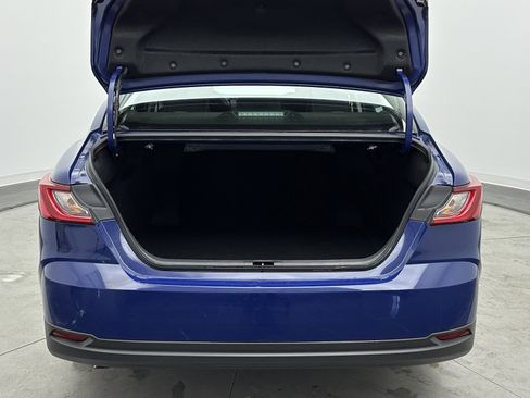 Used 2025 Toyota Camry LE image 28