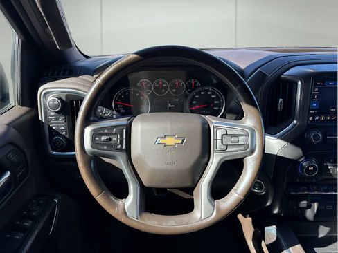 Used 2022 Chevrolet Silverado 1500 LTZ image 23