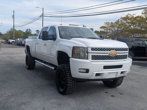 Used 2012 Chevrolet Silverado 2500 LT w/ Z71 Appearance Package image 3