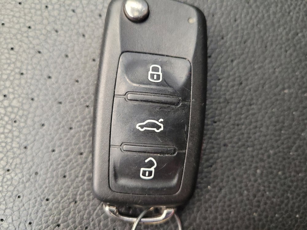 Used 2017 Volkswagen Jetta SE FWD image 32