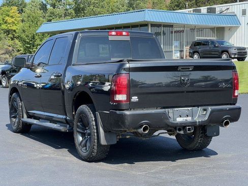 Used 2017 RAM 1500 Sport w/ Black Ram 1500 Sport Group AWD/4WD image 8