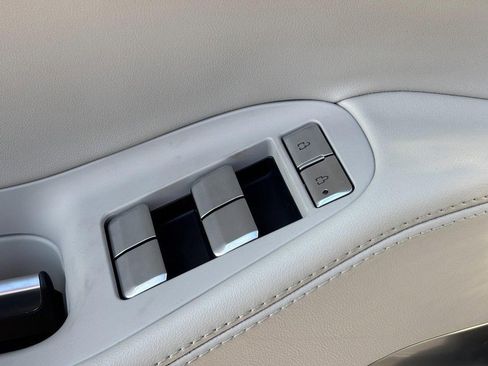 New 2025 Lincoln Navigator L Reserve image 16