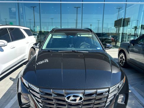 Used 2022 Hyundai Tucson SEL w/ Cargo Package AWD/4WD image 2