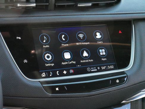 Certified 2024 Cadillac XT5 Luxury image 22