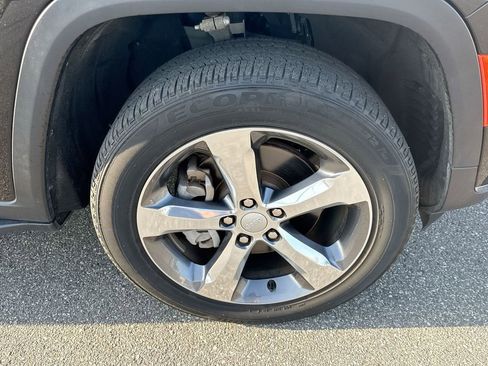 Used 2021 Jeep Grand Cherokee L Limited w/ Trailer Tow Group (B) image 30