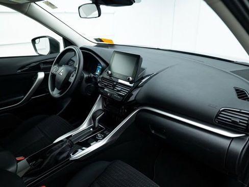 Used 2024 Mitsubishi Eclipse Cross LE image 15