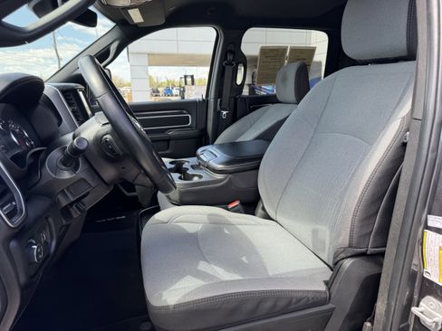 Used 2024 RAM 2500 Big Horn image 27