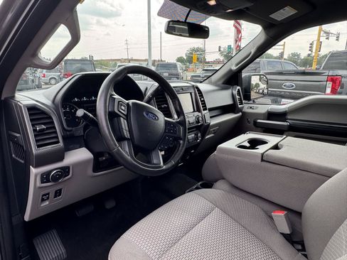 Used 2018 Ford F150 XLT w/ Equipment Group 302A Luxury AWD/4WD image 16