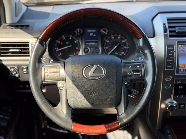 Used 2015 Lexus GX 460 w/ Premium Package AWD/4WD image 22