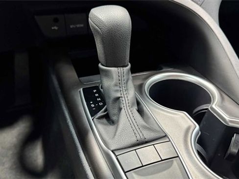 Used 2024 Toyota Camry LE image 19