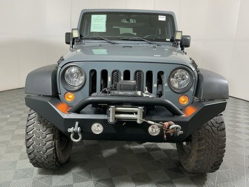 Used 2015 Jeep Wrangler Rubicon w/ Power Convenience Group image 2