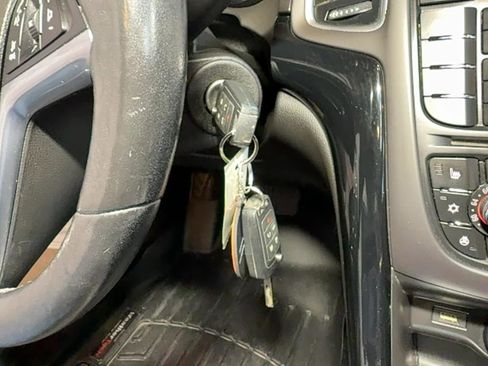 Used 2019 Buick Cascada Premium image 52